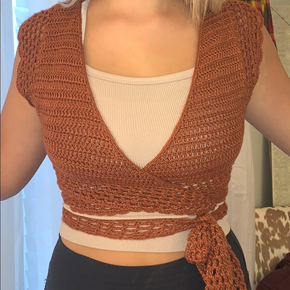 Crop Tie Top - Picture 1 of 3